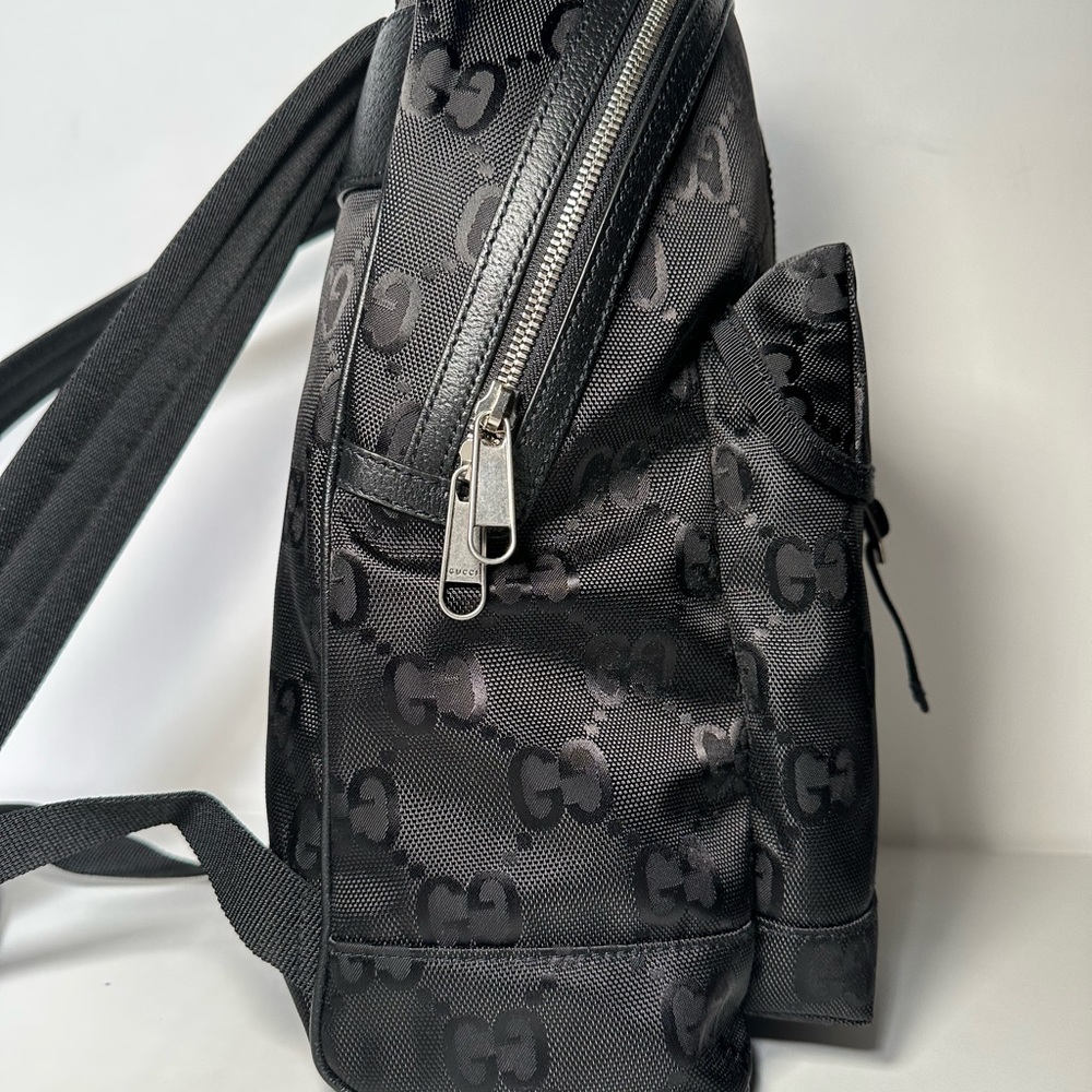 GUCCI GG Off The Grid Black Backpack with Monogram Pattern - Picture 2 of 11